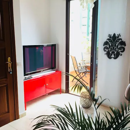 Ruth House * Santa Cruz de Tenerife